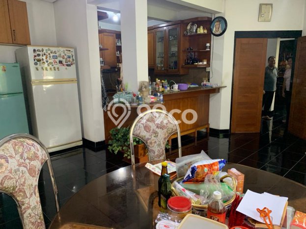 Rumah Elit Modern Siap Huni di Setiabudi Bandung Rumah Elit Modern Siap Huni di Setiabudi Bandung