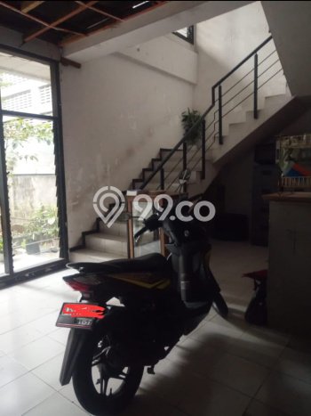 Rumah Luxury Modern Siap Huni di Surya Sumantri Bandung Rumah Luxury Modern Siap Huni di Surya Sumantri Bandung