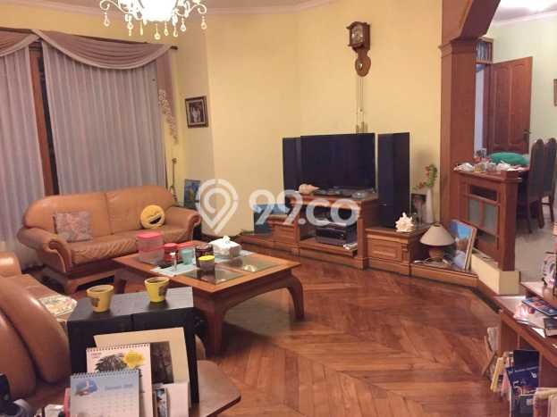 Rumah Elit Modern Tanpa Renovasi di Cipaku Bandung Rumah Elit Modern Tanpa Renovasi di Cipaku Bandung