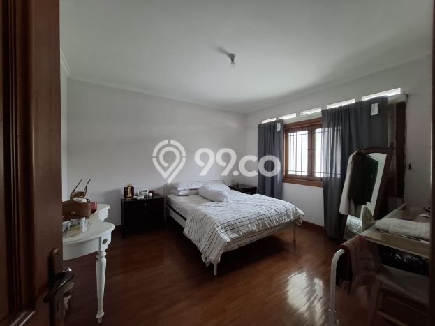 Jual Rumah Mewah Elegan Dengan View Cantik di Setra Indah, Bandung Jual Rumah Mewah Elegan Dengan View Cantik di Setra Indah, Bandung