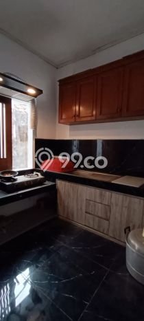 Jual Rumah Bagus Siap Huni LB 200m2 di Ciracas, Jakarta Timur Jual Rumah Bagus Siap Huni LB 200m2 di Ciracas, Jakarta Timur