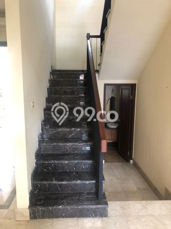 Rumah kawasan Kemang, Dekat Mall, LT 812m² Rumah kawasan Kemang, Dekat Mall, LT 812m²