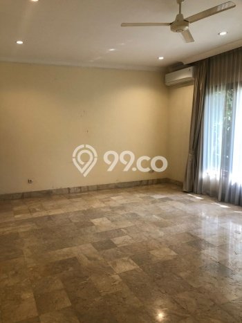 Rumah kawasan Kemang, Dekat Mall, LT 812m² Rumah kawasan Kemang, Dekat Mall, LT 812m²