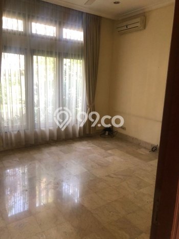 Rumah kawasan Kemang, Dekat Mall, LT 812m² Rumah kawasan Kemang, Dekat Mall, LT 812m²