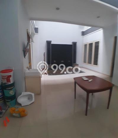 PENAWARAN EKSKLUSIF! Rumah di Pancoran, 4 KT, Area Premium, Luas 200m² LB 400m² PENAWARAN EKSKLUSIF! Rumah di Pancoran, 4 KT, Area Premium, Luas 200m² LB 400m²