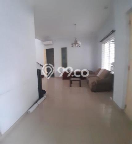 PENAWARAN EKSKLUSIF! Rumah di Pancoran, 4 KT, Area Premium, Luas 200m² LB 400m² PENAWARAN EKSKLUSIF! Rumah di Pancoran, 4 KT, Area Premium, Luas 200m² LB 400m²