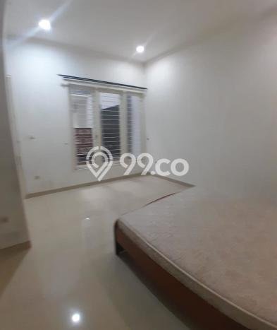 PENAWARAN EKSKLUSIF! Rumah di Pancoran, 4 KT, Area Premium, Luas 200m² LB 400m² PENAWARAN EKSKLUSIF! Rumah di Pancoran, 4 KT, Area Premium, Luas 200m² LB 400m²