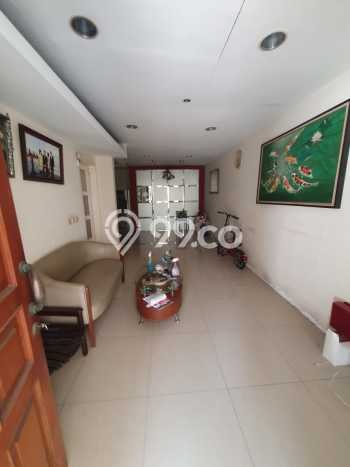 BEST OFFER! Rumah Nyaman area Kelapa Gading, Luas 120m² LB 200m² BEST OFFER! Rumah Nyaman area Kelapa Gading, Luas 120m² LB 200m²