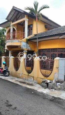 Jual Rumah Eksklusif 4 KT di Buah Batu, Bandung Jual Rumah Eksklusif 4 KT di Buah Batu, Bandung