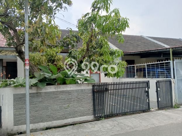 For Sale Hunian Rumah Nyaman 2 KT di Buah Batu, Bandung For Sale Hunian Rumah Nyaman 2 KT di Buah Batu, Bandung