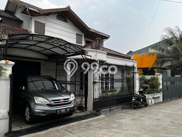 Rumah Elit Modern Tanpa Renovasi di BKR Bandung Rumah Elit Modern Tanpa Renovasi di BKR Bandung