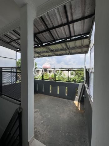 Jarang Ada! Rumah Sewa 4 Kamar Nyaman Siap Huni Buah Batu Jarang Ada! Rumah Sewa 4 Kamar Nyaman Siap Huni Buah Batu