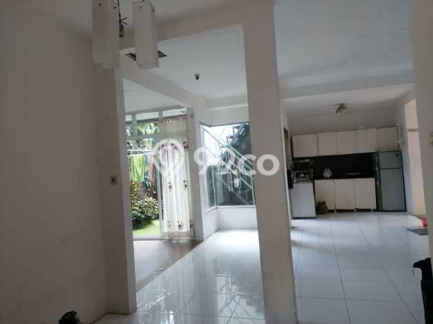 Rumah sewa siap huni 4 KT di Buah Batu, Bandung Rumah sewa siap huni 4 KT di Buah Batu, Bandung