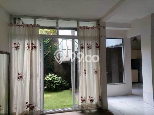 Rumah sewa siap huni 4 KT di Buah Batu, Bandung Rumah sewa siap huni 4 KT di Buah Batu, Bandung