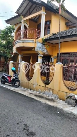 Jual Rumah Eksklusif 4 KT di Buah Batu, Bandung Jual Rumah Eksklusif 4 KT di Buah Batu, Bandung