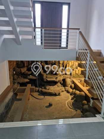 Rumah LT 95m² / LB 285m² Area Premium di Cidadap, Bandung Rumah LT 95m² / LB 285m² Area Premium di Cidadap, Bandung