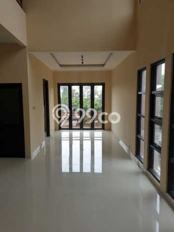 PROPERTI UNGGULAN! Rumah Strategis di Cikutra, Luas 137m² Bangunan 120m² PROPERTI UNGGULAN! Rumah Strategis di Cikutra, Luas 137m² Bangunan 120m²