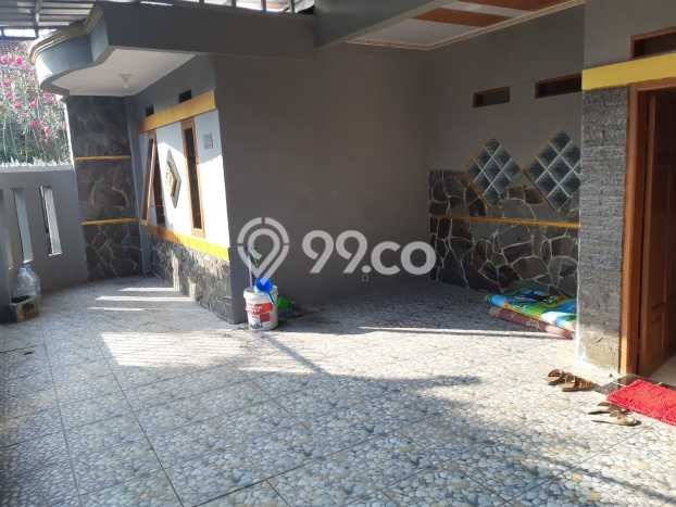Rumah Modern 4 KT di Margacinta Bandung Semi Furnished Rumah Modern 4 KT di Margacinta Bandung Semi Furnished