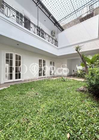 Dijual Rumah Mewah Exclusive di Kebayoran Baru, Jakarta Selatan Dijual Rumah Mewah Exclusive di Kebayoran Baru, Jakarta Selatan