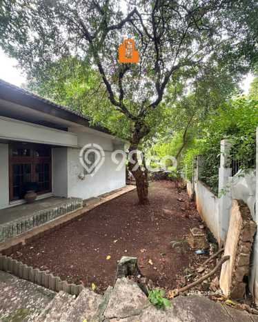 Siap Huni Rumah Mewah 5 Kamar di Kebayoran Baru Dekat ke Mana Pun Siap Huni Rumah Mewah 5 Kamar di Kebayoran Baru Dekat ke Mana Pun