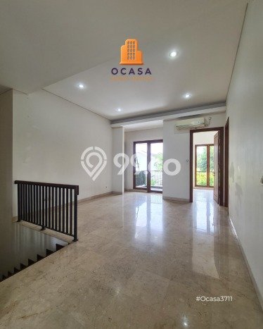 Ready to Use! Premium House LT 260m2 Desain Elegan di Kemang Ready to Use! Premium House LT 260m2 Desain Elegan di Kemang