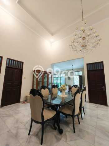 Rumah Luxury Modern Tanpa Renovasi di Kelapa Dua Jakarta Barat Rumah Luxury Modern Tanpa Renovasi di Kelapa Dua Jakarta Barat