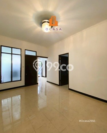 Rumah Luxury Modern Siap Huni di Senopati Jakarta Selatan Rumah Luxury Modern Siap Huni di Senopati Jakarta Selatan