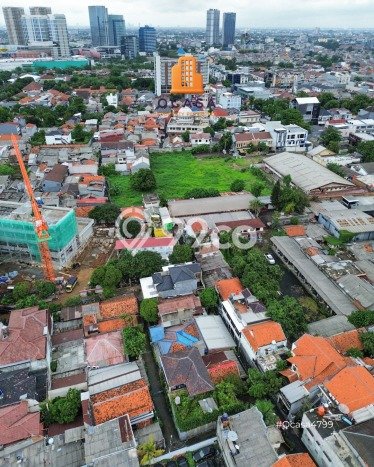 Siap Huni Rumah Mewah 5 Kamar di Kebayoran Baru Dekat ke Mana Saja Siap Huni Rumah Mewah 5 Kamar di Kebayoran Baru Dekat ke Mana Saja