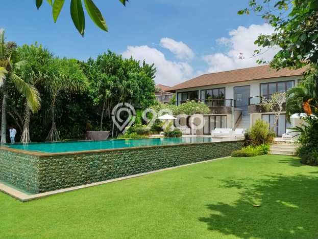 Vila Strategis di , Area 2200m2m², Area Nyaman Vila Strategis di , Area 2200m2m², Area Nyaman