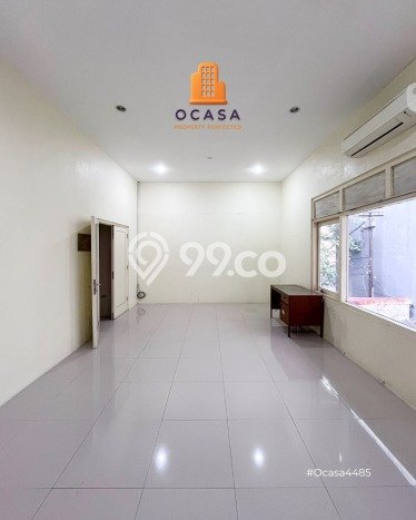 Disewakan Rumah Nyaman di Menteng Harga Rp 1,8 Miliar/ Tahun Disewakan Rumah Nyaman di Menteng Harga Rp 1,8 Miliar/ Tahun