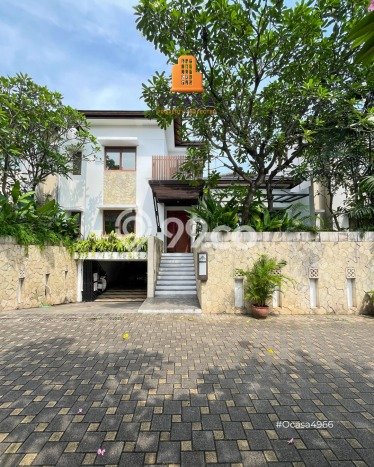 Rumah Elit LB 405m2 Siap Pakai Desain Elegan di Kemang, Jakarta Selatan Rumah Elit LB 405m2 Siap Pakai Desain Elegan di Kemang, Jakarta Selatan
