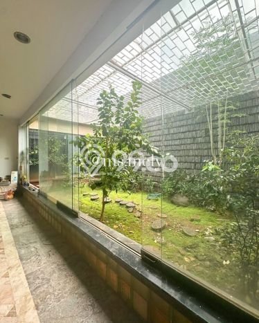 Rumah Luxury Modern Tanpa Renovasi di Permata Hijau Jakarta Selatan Rumah Luxury Modern Tanpa Renovasi di Permata Hijau Jakarta Selatan