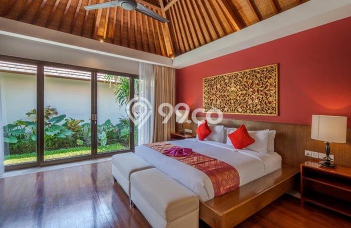 FOR SALE! Vila Kawasan , Luas 1780m2m², Lokasi Strategis FOR SALE! Vila Kawasan , Luas 1780m2m², Lokasi Strategis