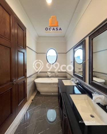 For Sale! Premium House LT 250m2 Desain Elegan di Cipete For Sale! Premium House LT 250m2 Desain Elegan di Cipete