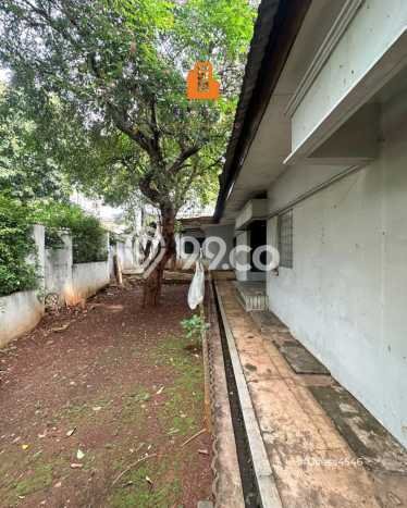 Siap Huni Rumah Mewah 5 Kamar di Kebayoran Baru Dekat ke Mana Pun Siap Huni Rumah Mewah 5 Kamar di Kebayoran Baru Dekat ke Mana Pun