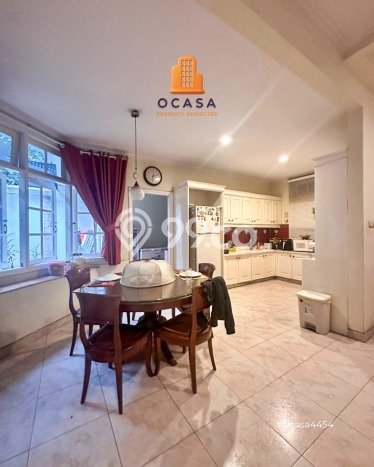 Rumah Eksklusif Siap Huni LT 366m2 di Kebayoran Baru, Jakarta Selatan Rumah Eksklusif Siap Huni LT 366m2 di Kebayoran Baru, Jakarta Selatan