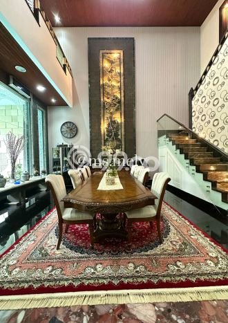 Dijual Rumah Mewah Megah Dengan View Eksklusif di Pondok Indah, Jakarta Selatan Dijual Rumah Mewah Megah Dengan View Eksklusif di Pondok Indah, Jakarta Selatan