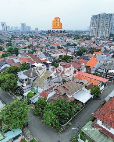 Ready to Use! Luxury House LT 267m2 Desain Modern di Cipulir Ready to Use! Luxury House LT 267m2 Desain Modern di Cipulir
