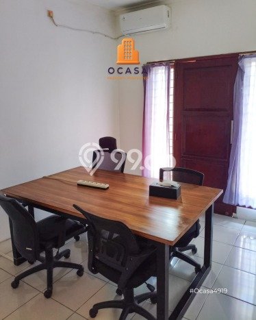 Ready to Use! Luxury House LT 167m2 Desain Elegan di Cipete Ready to Use! Luxury House LT 167m2 Desain Elegan di Cipete