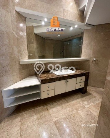 Hunian Ideal dengan LT 422m2 & LB 650m2 Disewakan di Pondok Indah Hunian Ideal dengan LT 422m2 & LB 650m2 Disewakan di Pondok Indah