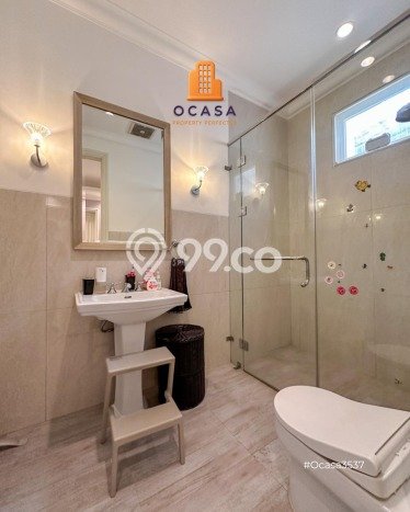 Hunian Elit LB 260m2 Siap Huni Desain Elegan di Senopati, Jakarta Selatan Hunian Elit LB 260m2 Siap Huni Desain Elegan di Senopati, Jakarta Selatan
