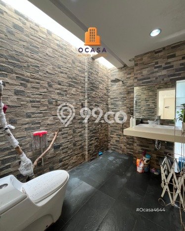 Hunian Elit LB 410m2 Siap Huni Desain Elegan di Lebak Bulus, Jakarta Selatan Hunian Elit LB 410m2 Siap Huni Desain Elegan di Lebak Bulus, Jakarta Selatan