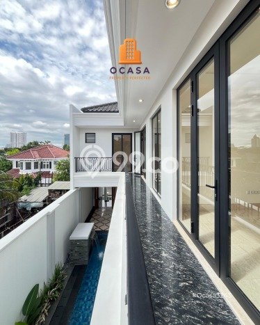 For Sale! Premium House LT 250m2 Desain Elegan di Cipete For Sale! Premium House LT 250m2 Desain Elegan di Cipete