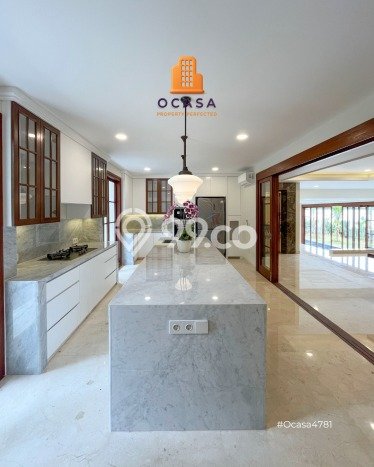 Rumah Elit Modern Tanpa Renovasi di Kemang Jakarta Selatan Rumah Elit Modern Tanpa Renovasi di Kemang Jakarta Selatan