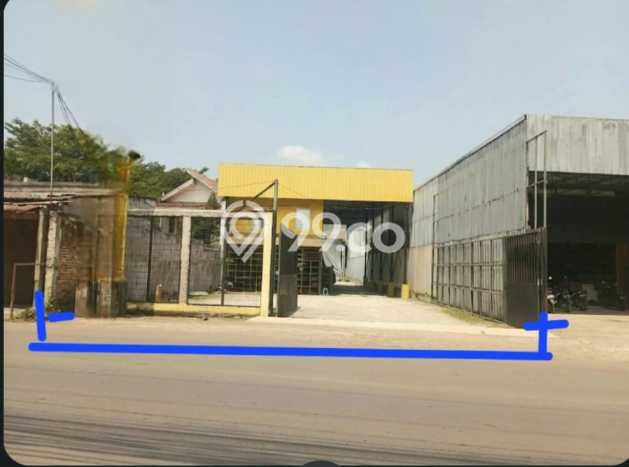 Unit Gudang Paling Strategis di Cibitung Bekasi dengan LB 900m2 Unit Gudang Paling Strategis di Cibitung Bekasi dengan LB 900m2