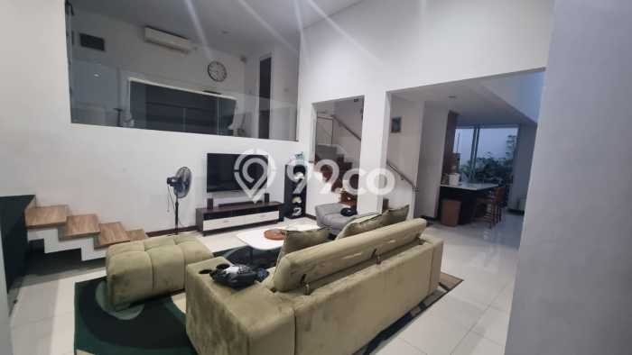 Rumah Elit Modern Tanpa Renovasi di Harapan Indah Bekasi Rumah Elit Modern Tanpa Renovasi di Harapan Indah Bekasi