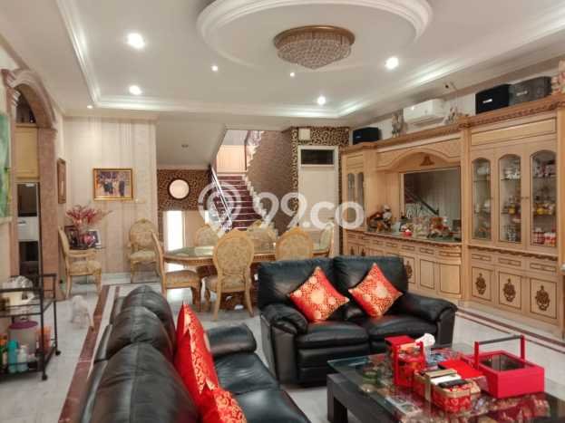 Rumah Elit Modern Tanpa Renovasi di Pantai Indah Kapuk Jakarta Utara Rumah Elit Modern Tanpa Renovasi di Pantai Indah Kapuk Jakarta Utara