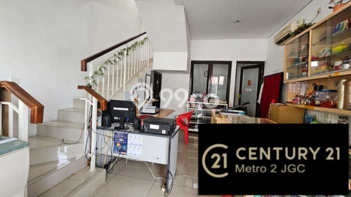 Ruko Usaha Dijual di Cakung Jakarta Timur LT 65m2 & LB 65m2 Ruko Usaha Dijual di Cakung Jakarta Timur LT 65m2 & LB 65m2