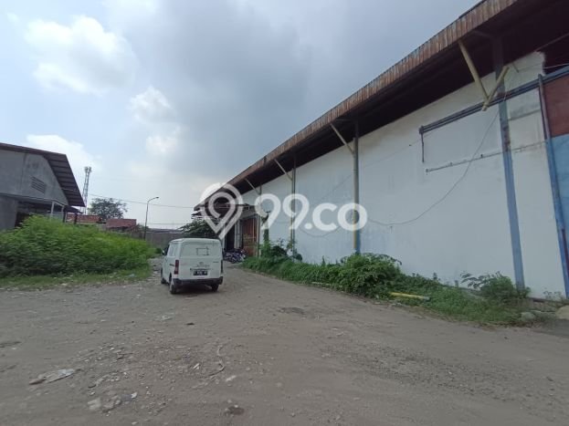 Area Ramai! Gudang Dijual di Cibitung untuk Bisnis Luas Bangunan 4000m2 Area Ramai! Gudang Dijual di Cibitung untuk Bisnis Luas Bangunan 4000m2