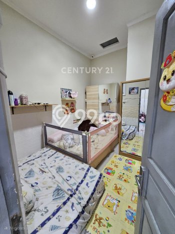Rumah Luas Asri 2 KT Siap Huni di harapan indah Bekasi Rumah Luas Asri 2 KT Siap Huni di harapan indah Bekasi